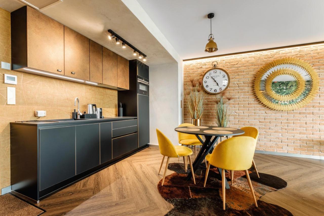 Skyview Suite - Niepowtarzalny Widok I Basen Lublin Exteriér fotografie